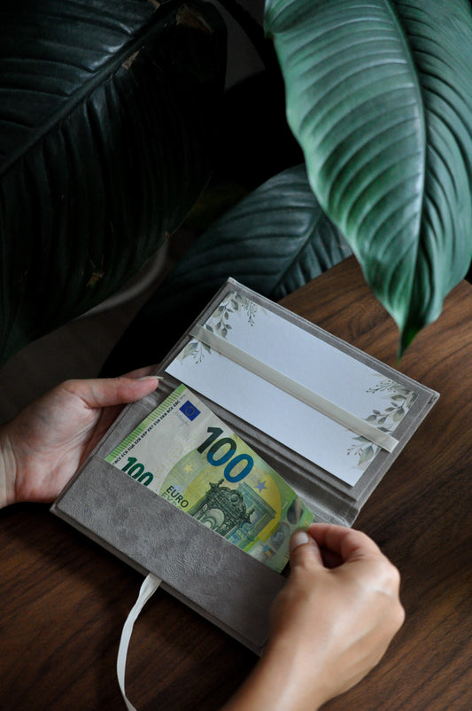 Personalized velvet envelope for money