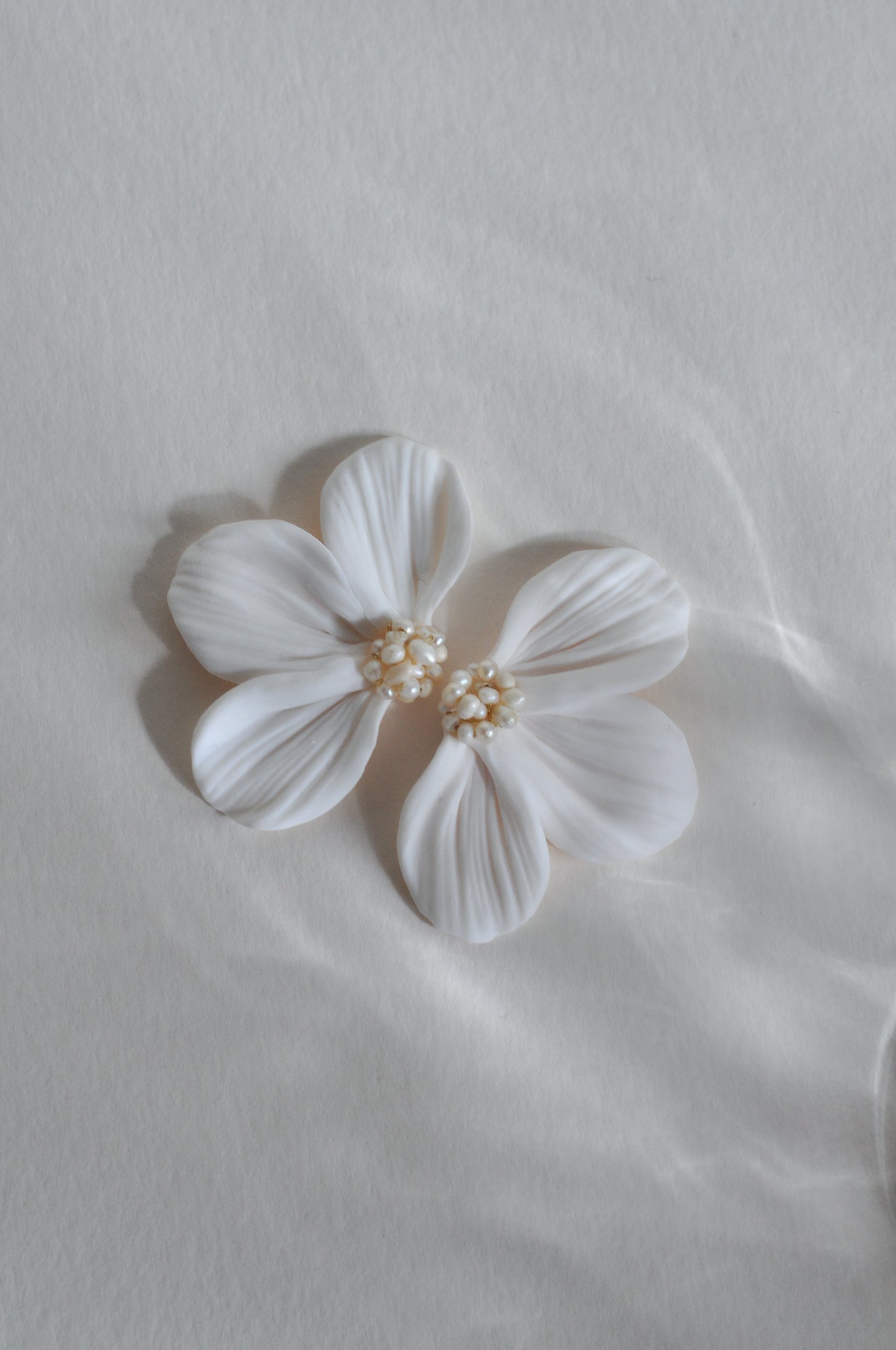 Pearl & White Flower Earrings